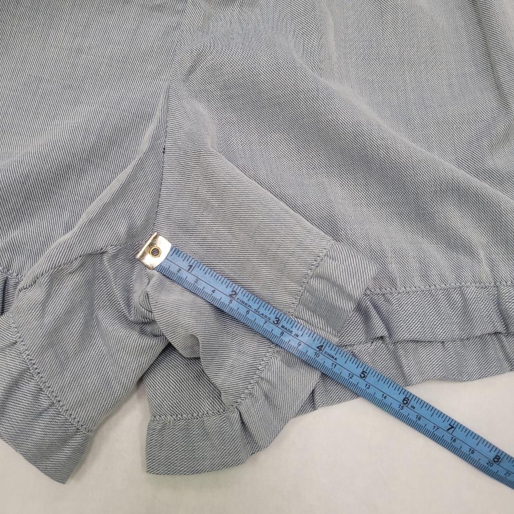 Who What Wear Ruffle Edge High Rise Shorts - Picture 6 of 9